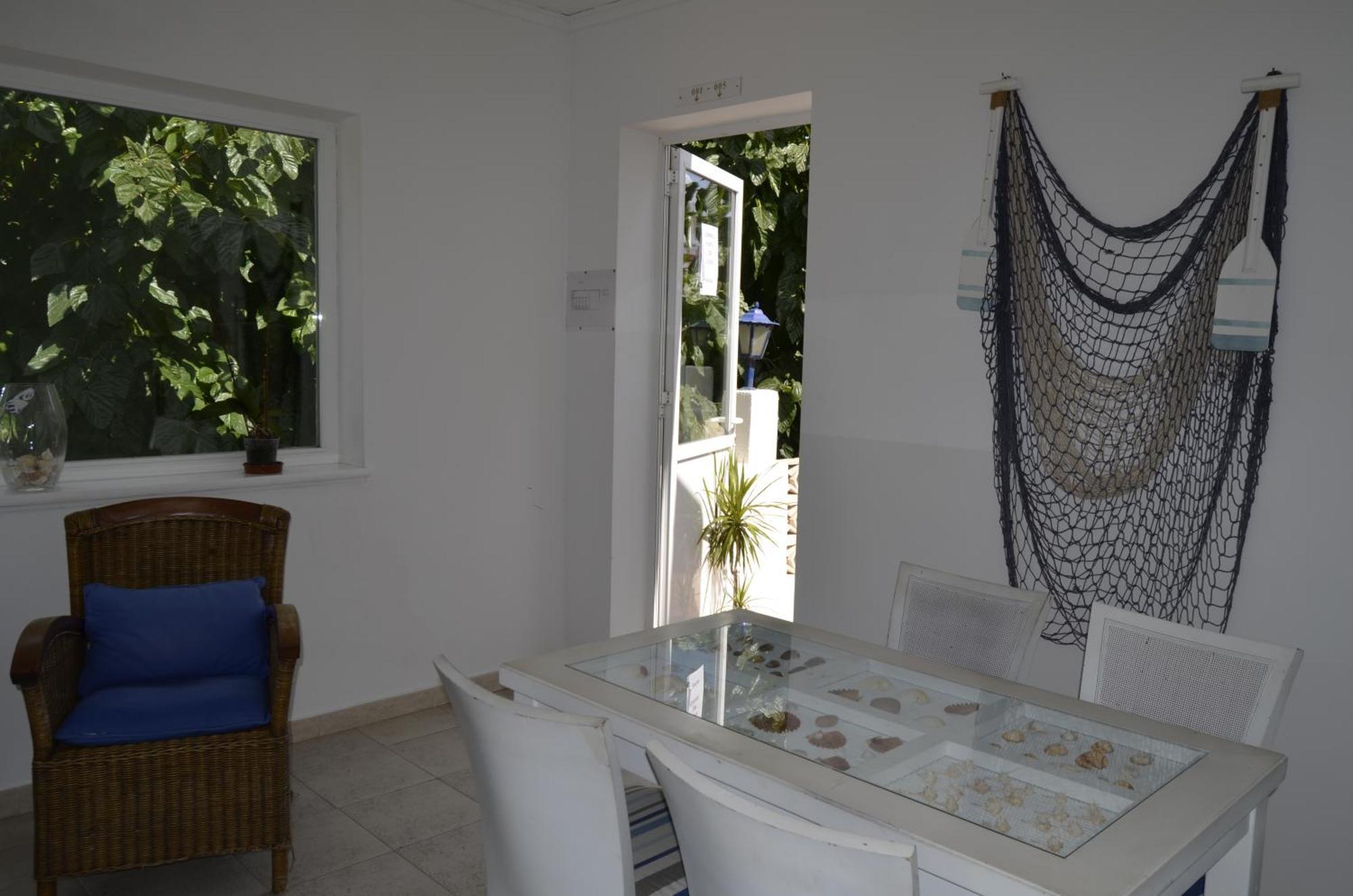 Hostal Blayet บาเลนเซีย ภายนอก รูปภาพ