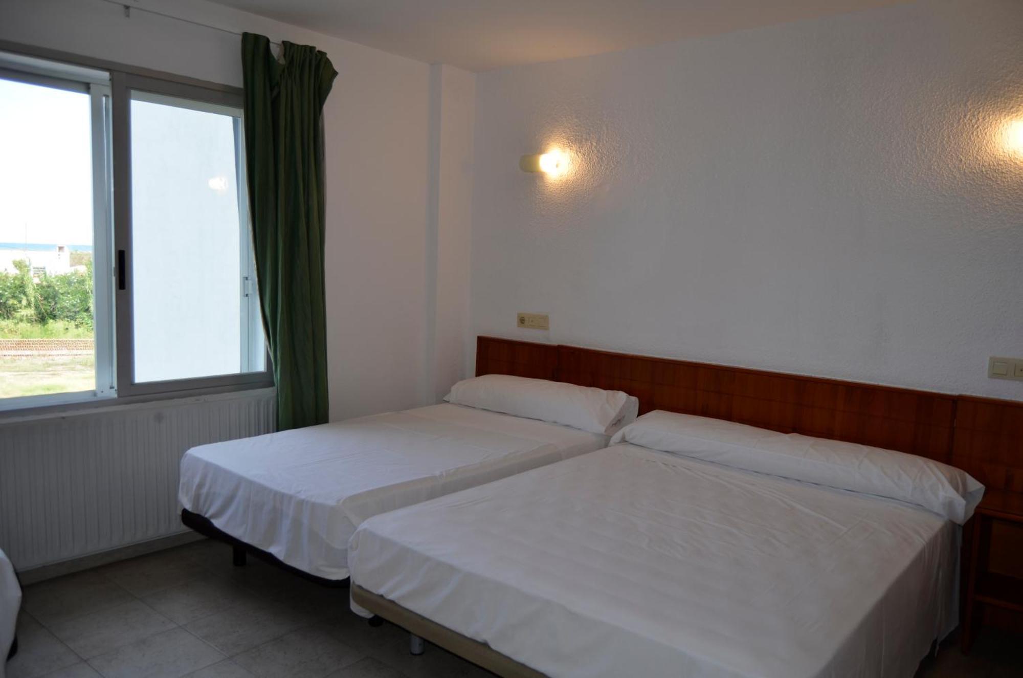 Hostal Blayet บาเลนเซีย ภายนอก รูปภาพ